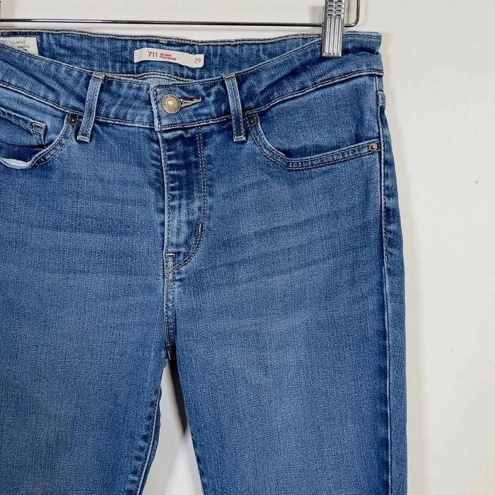 Levi's Premium  Skinny Frayed Hem Jeans - Picture 5 of 15